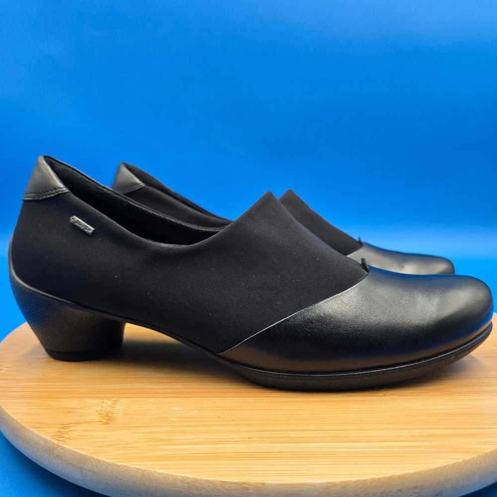 ECCO Shape 35 Black Leather GORE-TEX Waterproof Block Heel Pumps EU 40 US 9-9.5